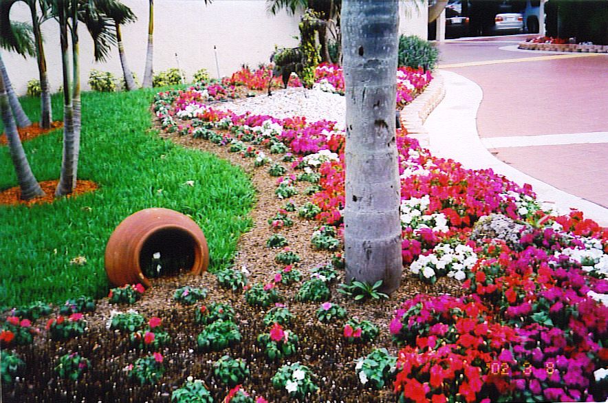 front yard landscaping pics. landscaping ideas for front